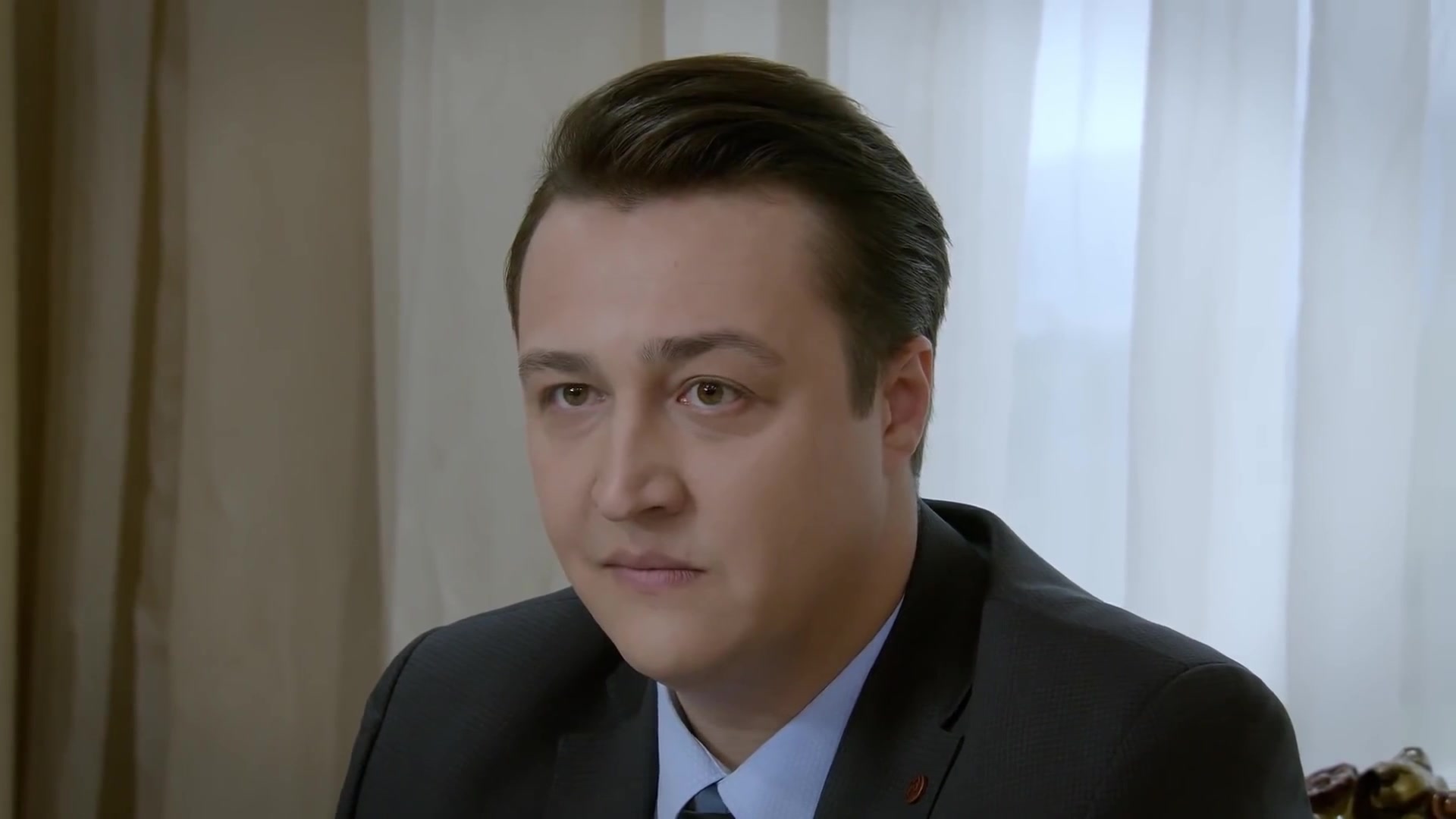 Кадры из сериала Раненые птицы 11 серия 1 сезон (2019)