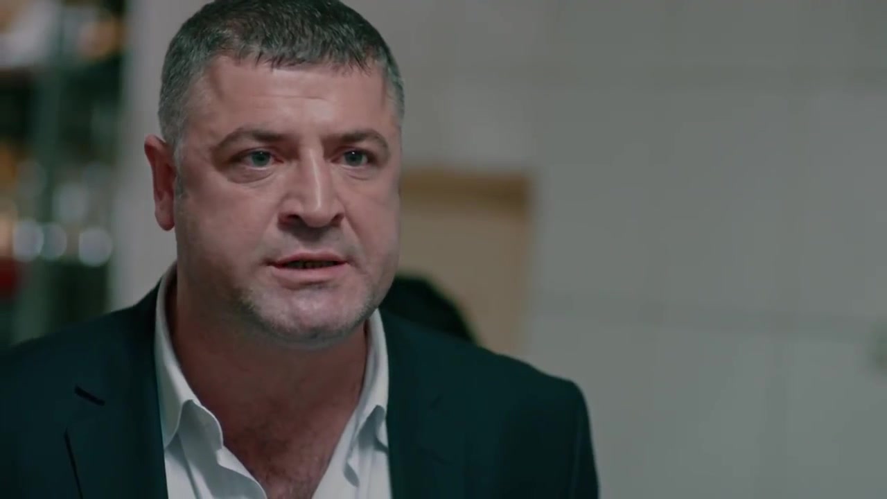 Кадры из сериала Прилив 16 серия 2 сезон (2013)