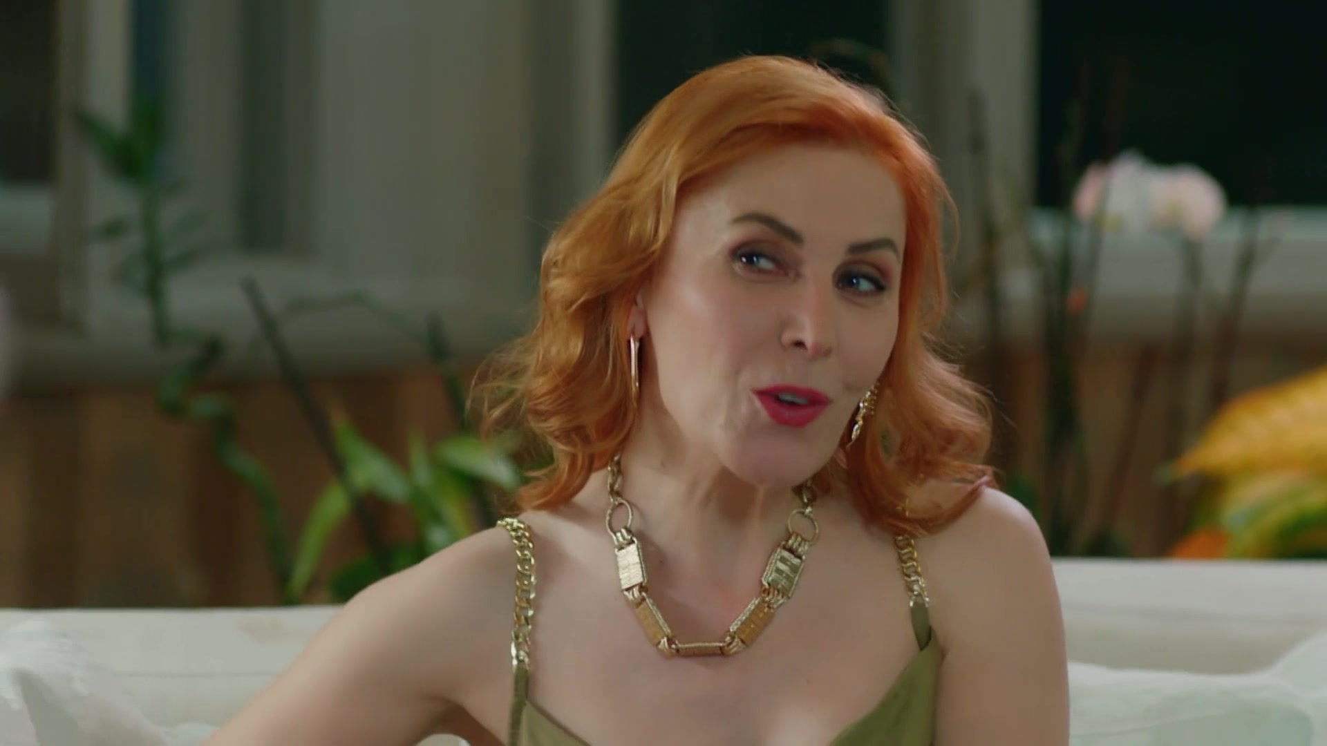 Кадры из сериала Стеклянные потолки 15 серия 1 сезон (2021)
