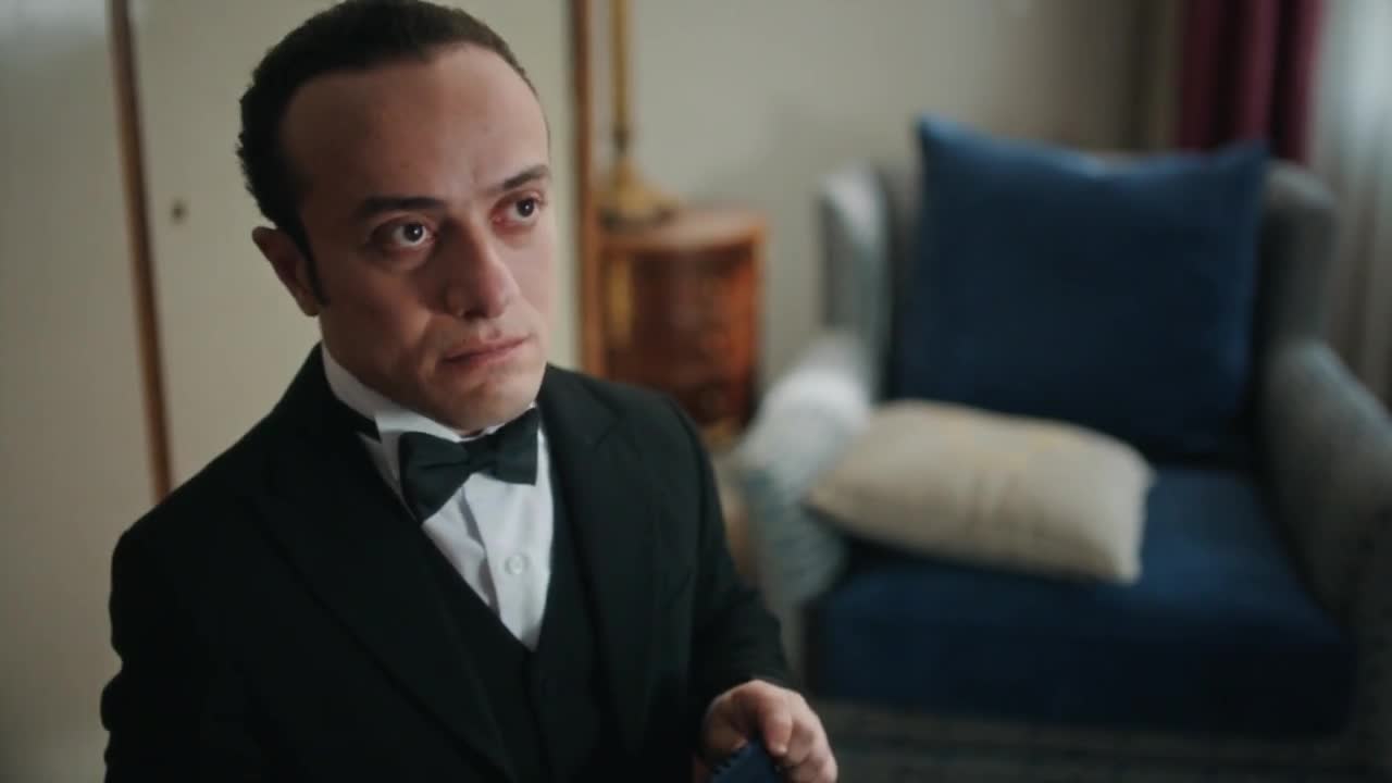 Кадры из сериала Девушка за стеклом 6 серия 2 сезон (2021)