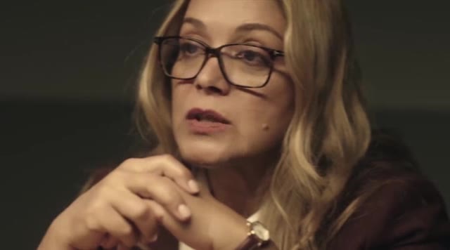 Кадры из сериала Маленькие убийства (2017)
