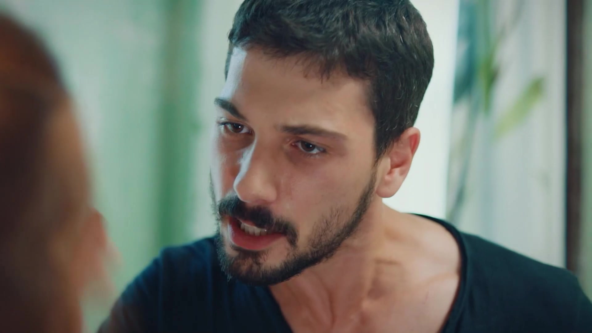 Кадры из сериала Любовь заставит плакать 6 серия 1 сезон (2019)